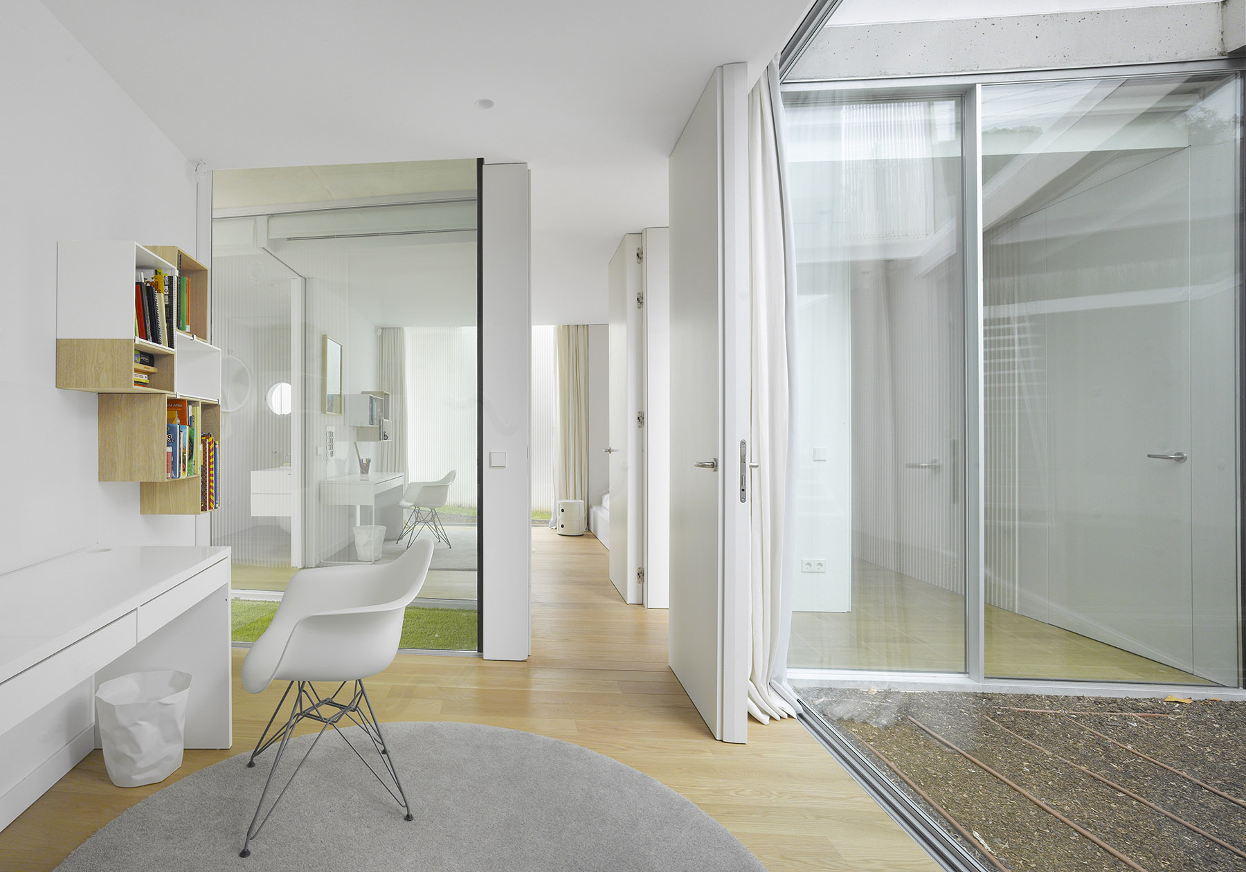 entresitio-house113, madrid, spain-WB f RH2245-0077
